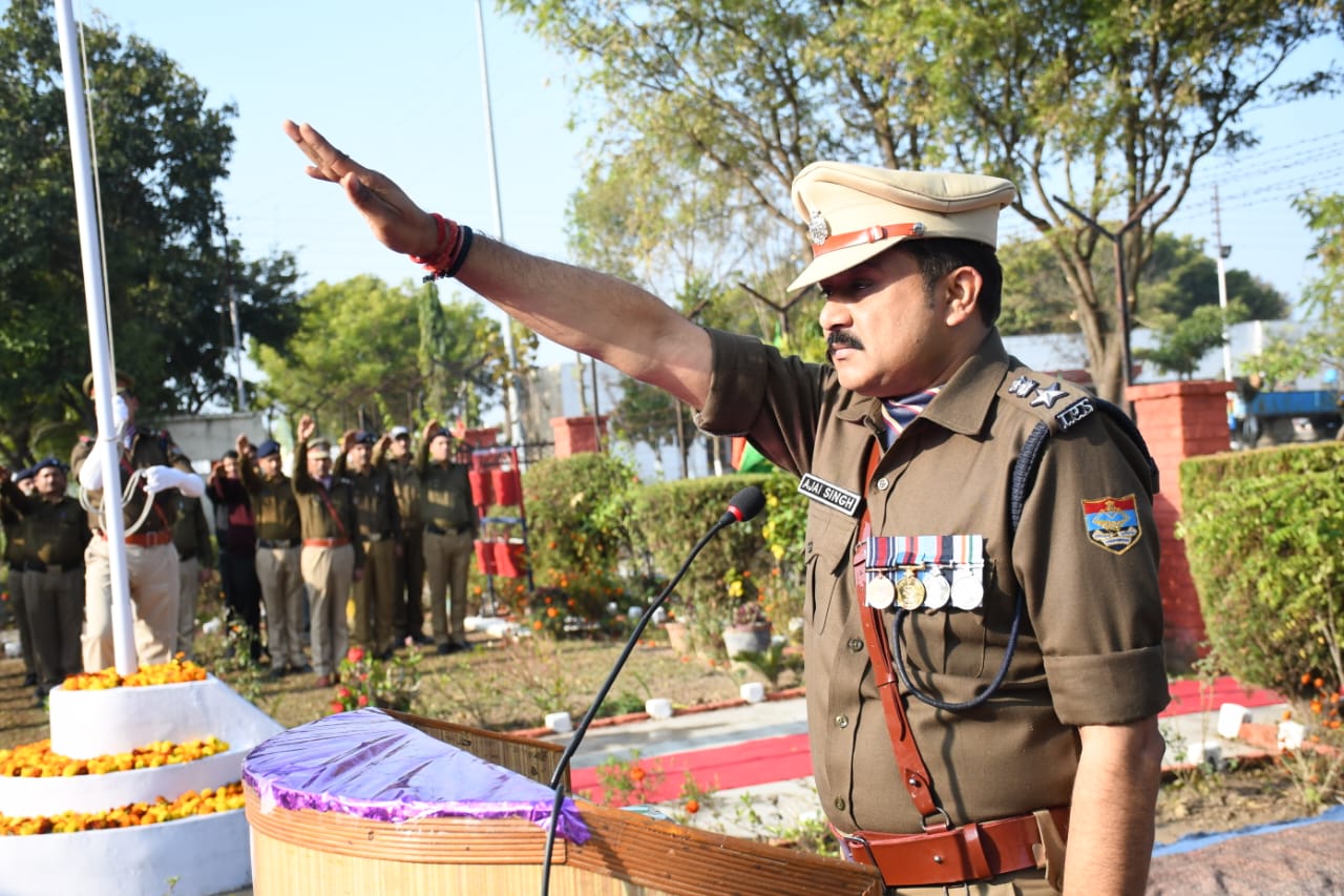 हरिद्वार पुलिस ने हर्षोल्लास से मनाया गणतंत्र दिवस