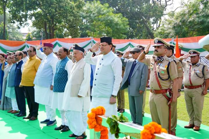 मुख्यमंत्री ने पुलिस स्मृति दिवस पर अर्धसैनिक बलों व पुलिस के शहीद जवानों को दी श्रद्धांजलि