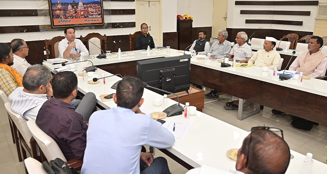 राजनीतिक दलों के प्रत्याशियों और प्रतिनिधियों के साथ बैठक कर नोडल अधिकारी व्यय ने दिए निर्देश