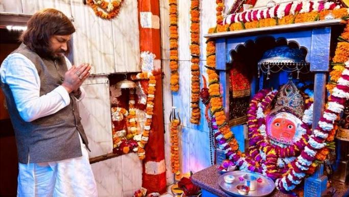 चैत्र नवरात्र के पहले दिन मां चंडी देवी मंदिर में की गई विशेष पूजा-अर्चना