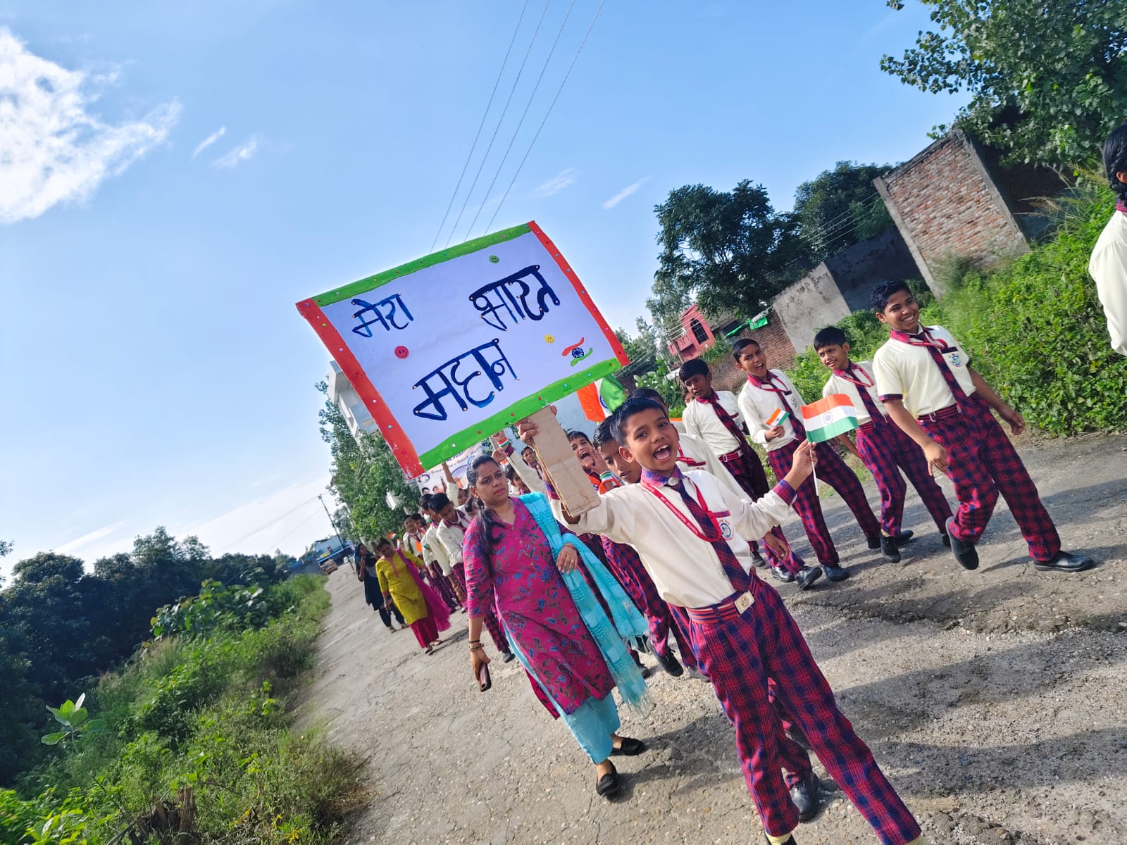 एमडी इंटरनेशनल स्कूल ने निकाली आजादी का अमृत महोत्सव रैली