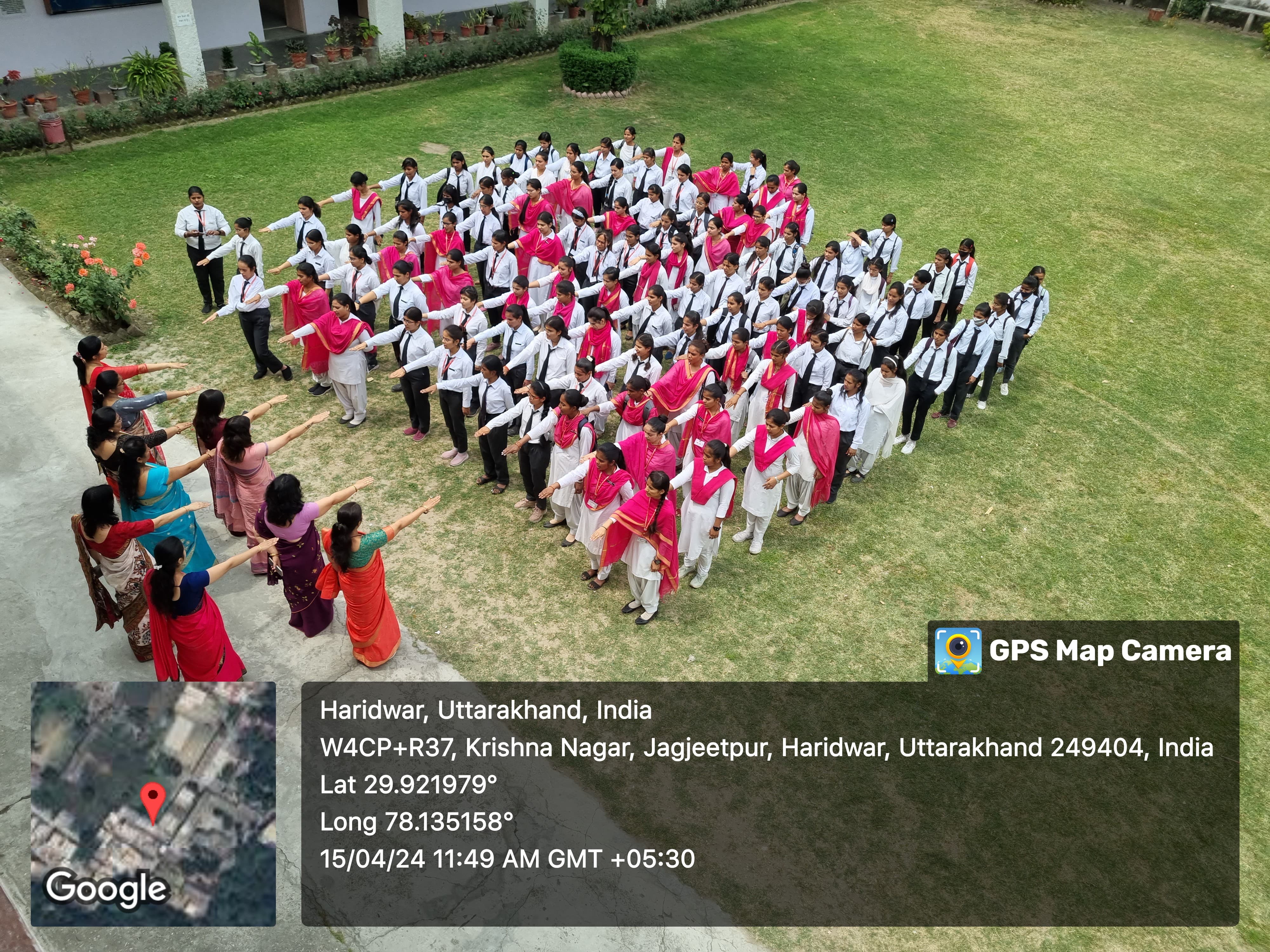 महिला महाविद्यालय पीजी कॉलेज की छात्राओं को दिलाई मतदान की शपथ