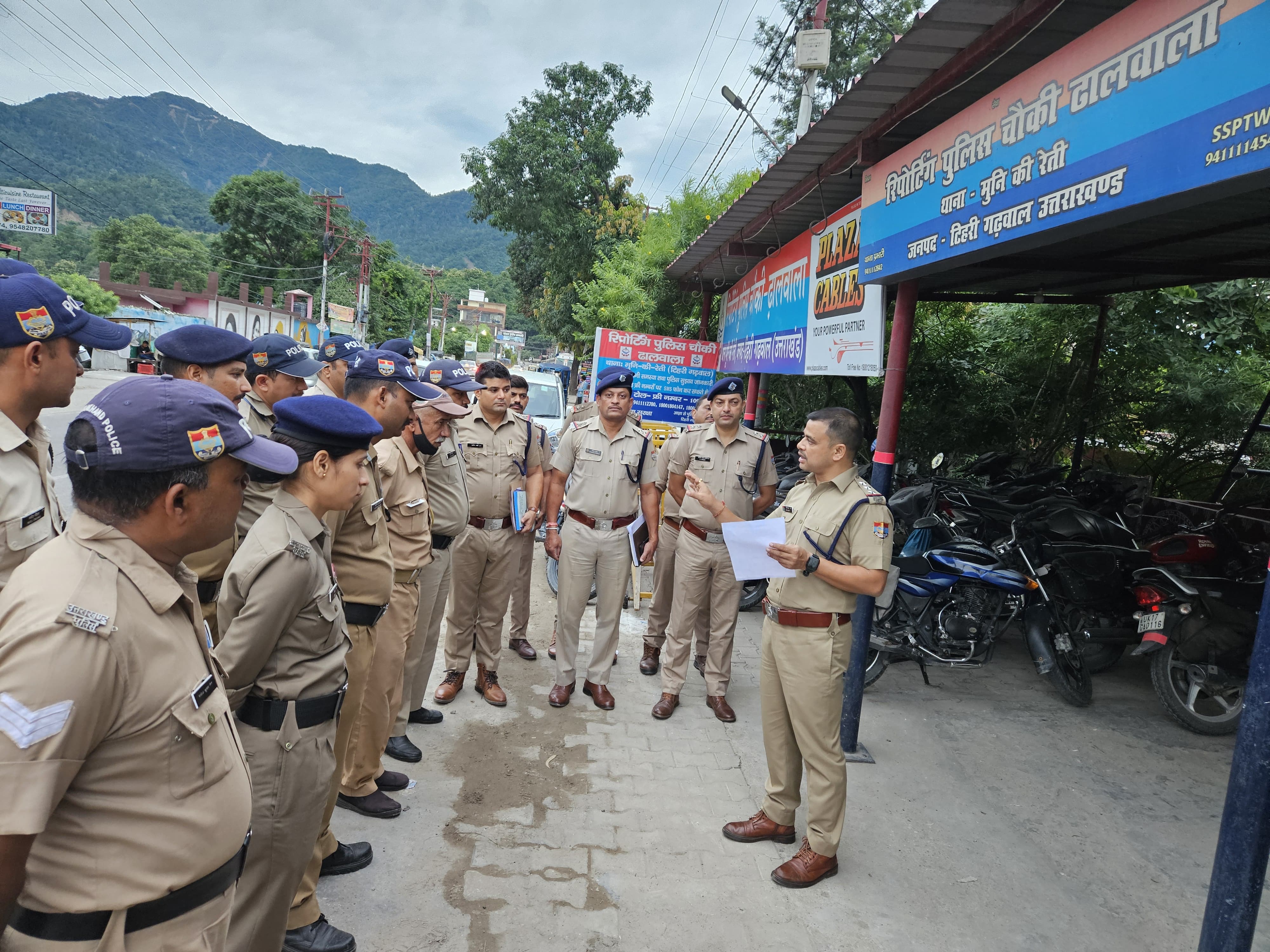 थाना मुनि की रेती ने सत्यापन न कराने वालों के विरुद्ध की बड़ी कार्यवाही