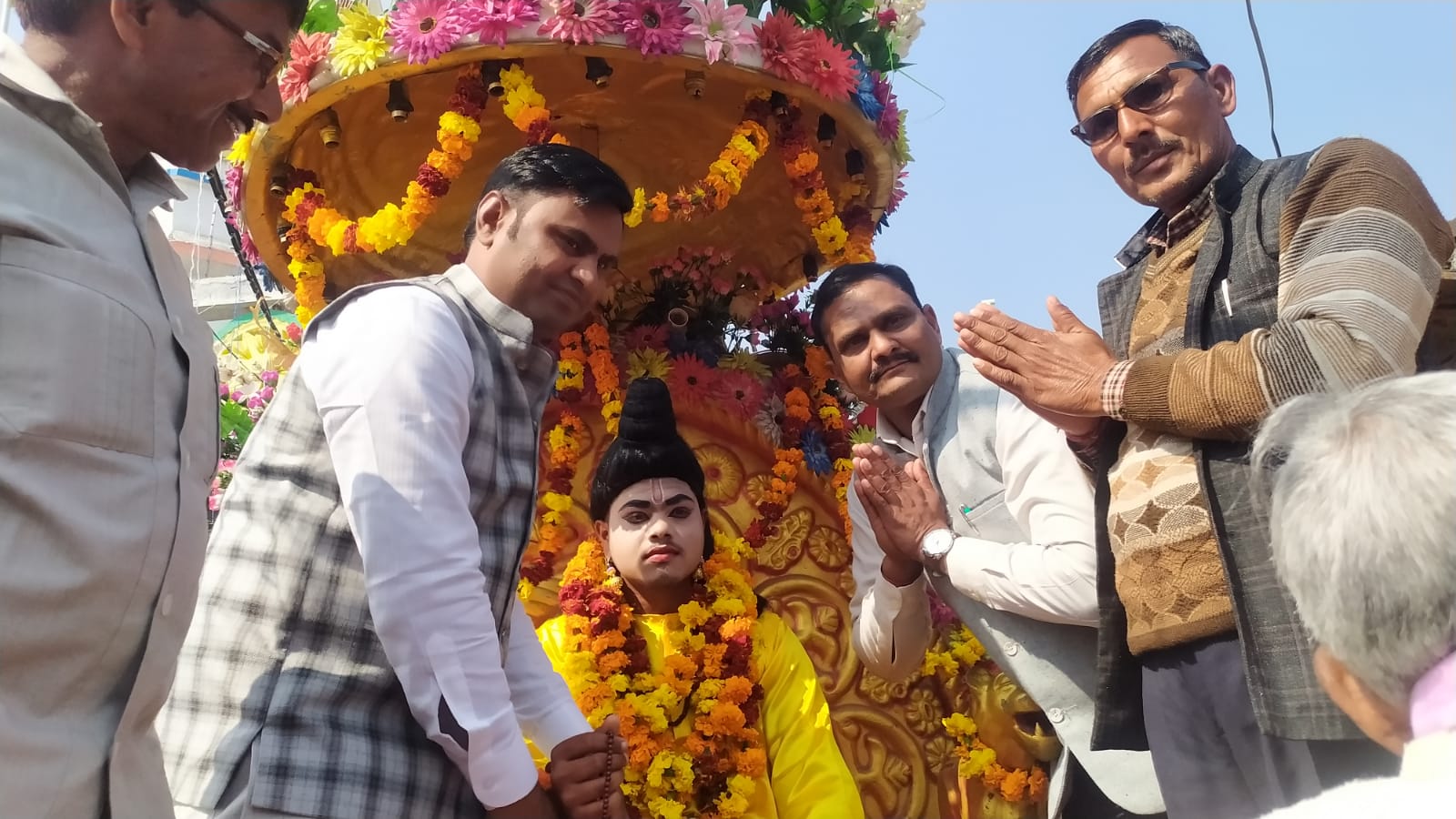 रविदास जयंती पर ग्राम कटारपुर में निकाली गई भव्य शोभायात्रा