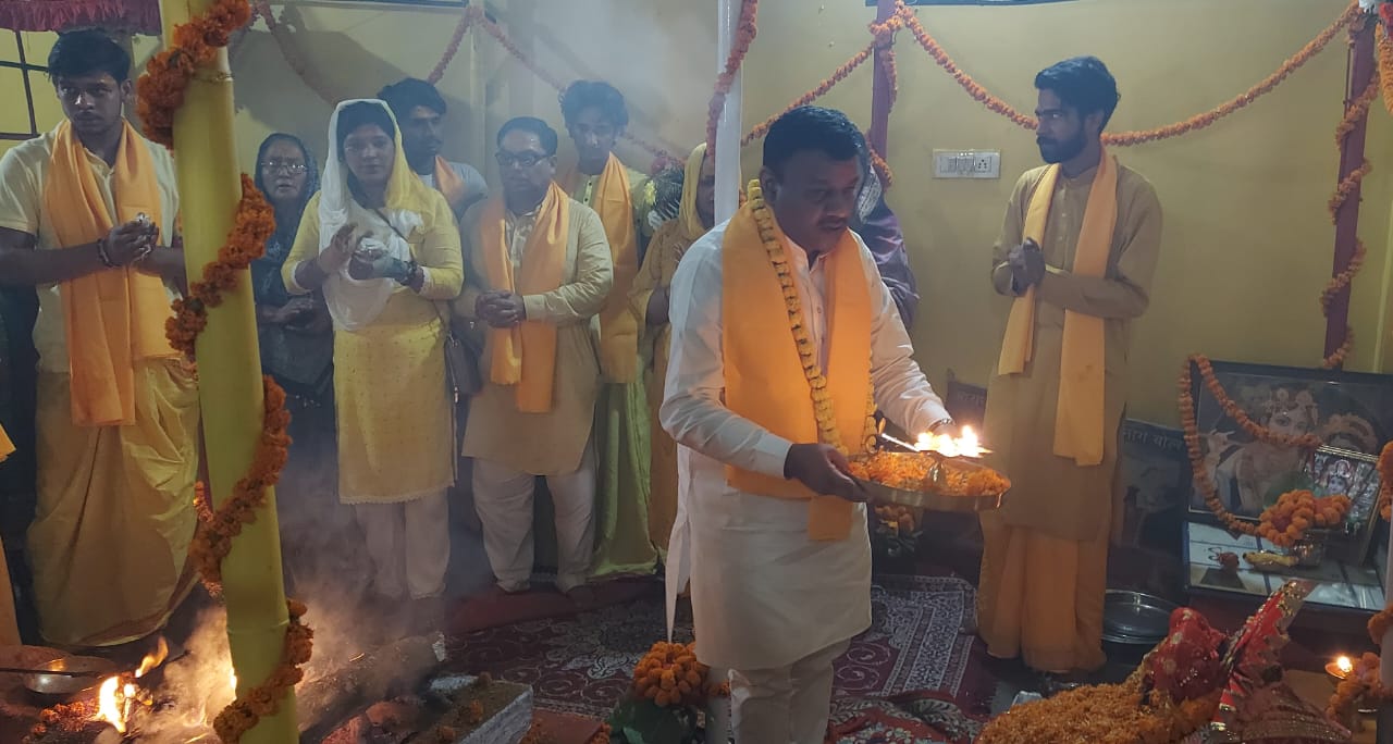 मां बगलामुखी जयंती पर श्रीकृष्ण वैदिक ज्योतिष केंद्र में की गई विशेष पूजा-अर्चना