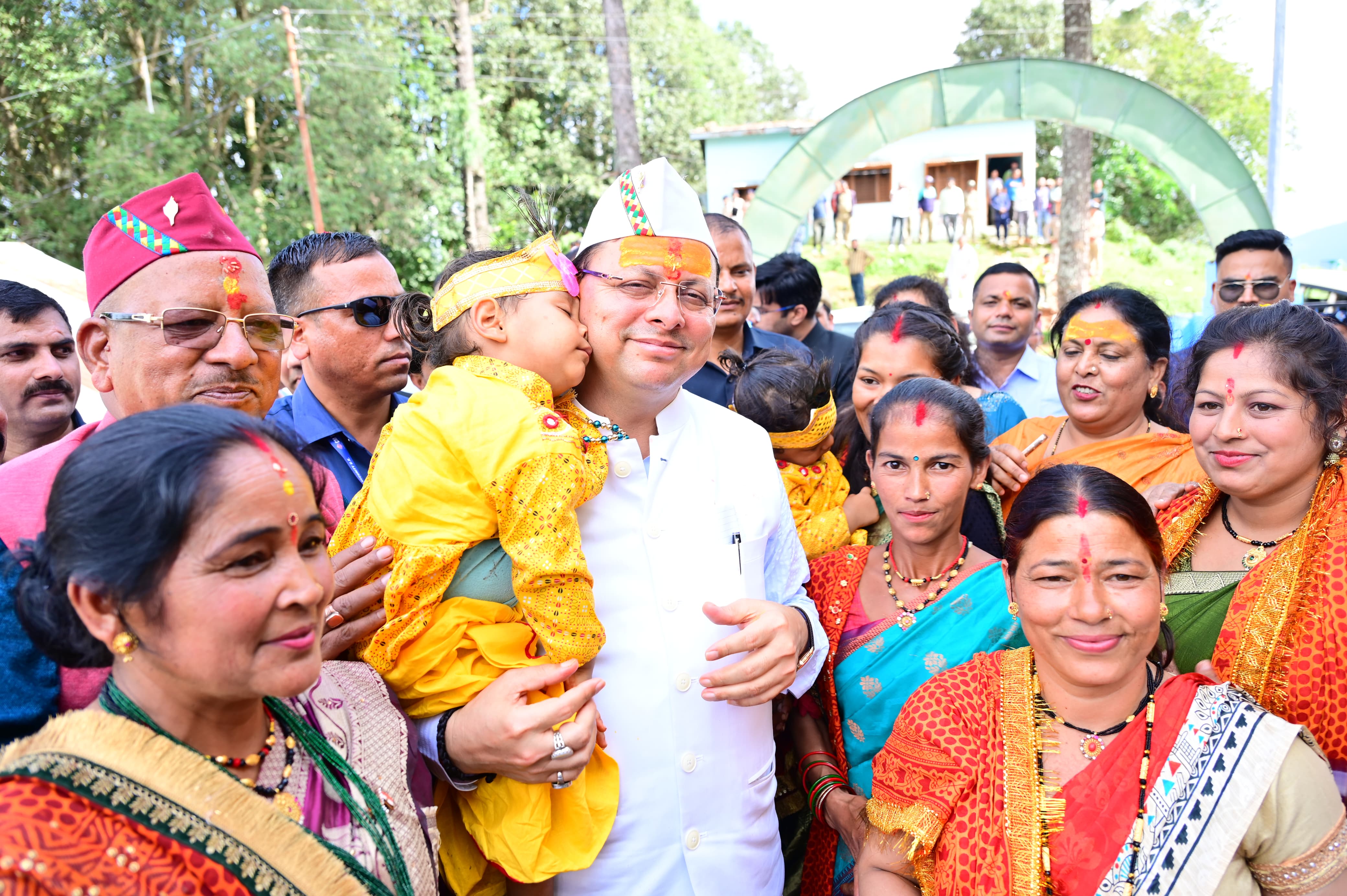 सत्य के मार्ग पर चलने की प्रेरणा देता है जन्माष्टमी का पर्व : धामी