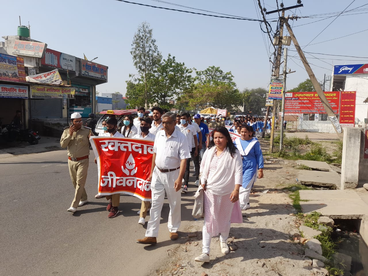 ज्वालापुर ब्रांच के निरंकारी भक्तों द्वारा निकाली गई रक्तदान जागरूकता रैली 