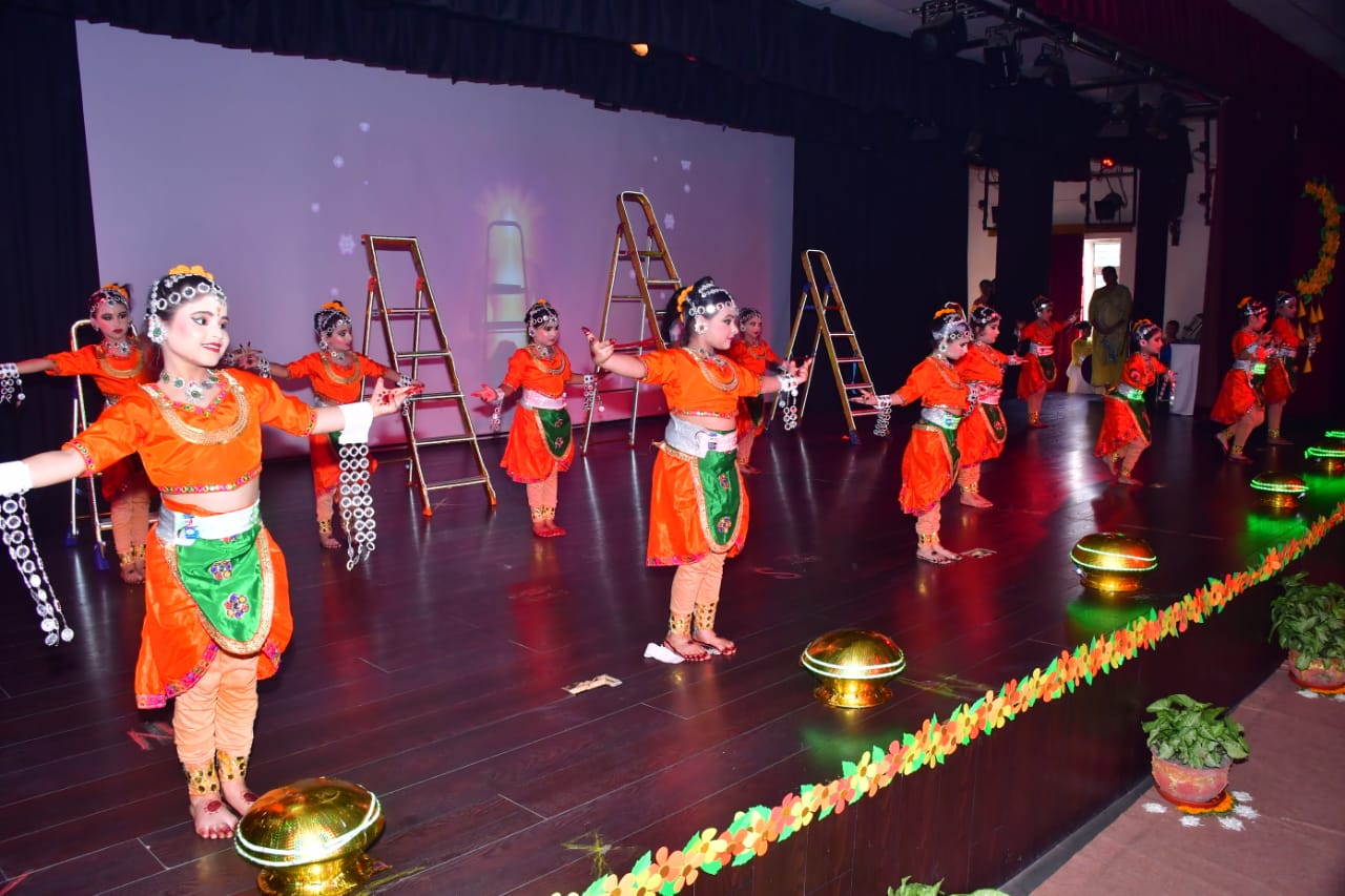 राष्ट्र निर्माण में शिक्षकों का योगदान अतुलनीय : डीजीपी अशोक कुमार