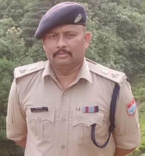 देवेन्द्र पींचा, पुलिस अधीक्षक महोदय चम्पावत द्वारा एडीटीएफ टीम का पुनर्गठन कर नशे पर सख्ती से रोक लगाये जाने के दिये गये निर्देश