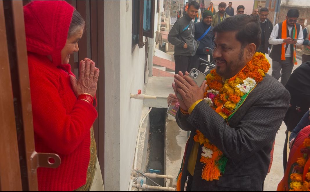 अध्यक्ष पद के भाजपा प्रत्याशी राजीव शर्मा ने किया जनसंपर्क,मिल रहा भारी समर्थन