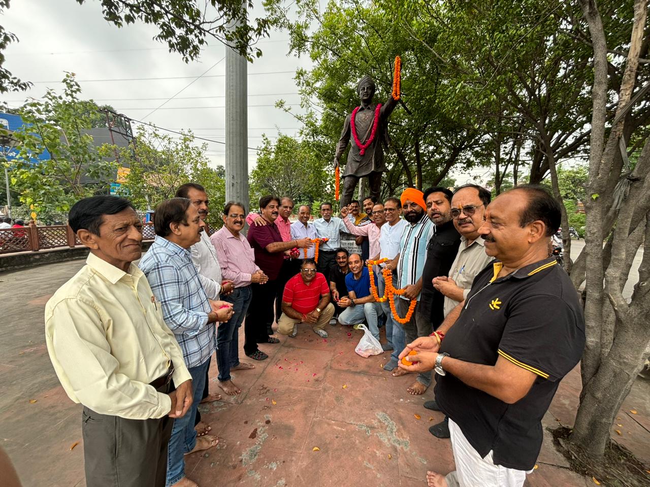 शहीद भगत सिंह को उत्तरांचल पंजाबी महासभा भगत सिंह जोन ने दी श्रद्धांजलि