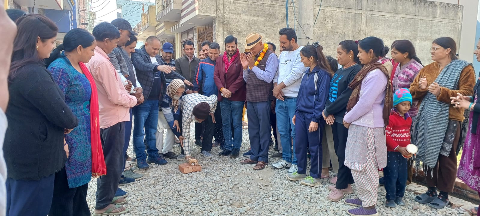 शपथ लेते ही सक्रिय हुए राजीव शर्मा,सड़क व नाली निर्माण कार्यों का किया उद्घाटन