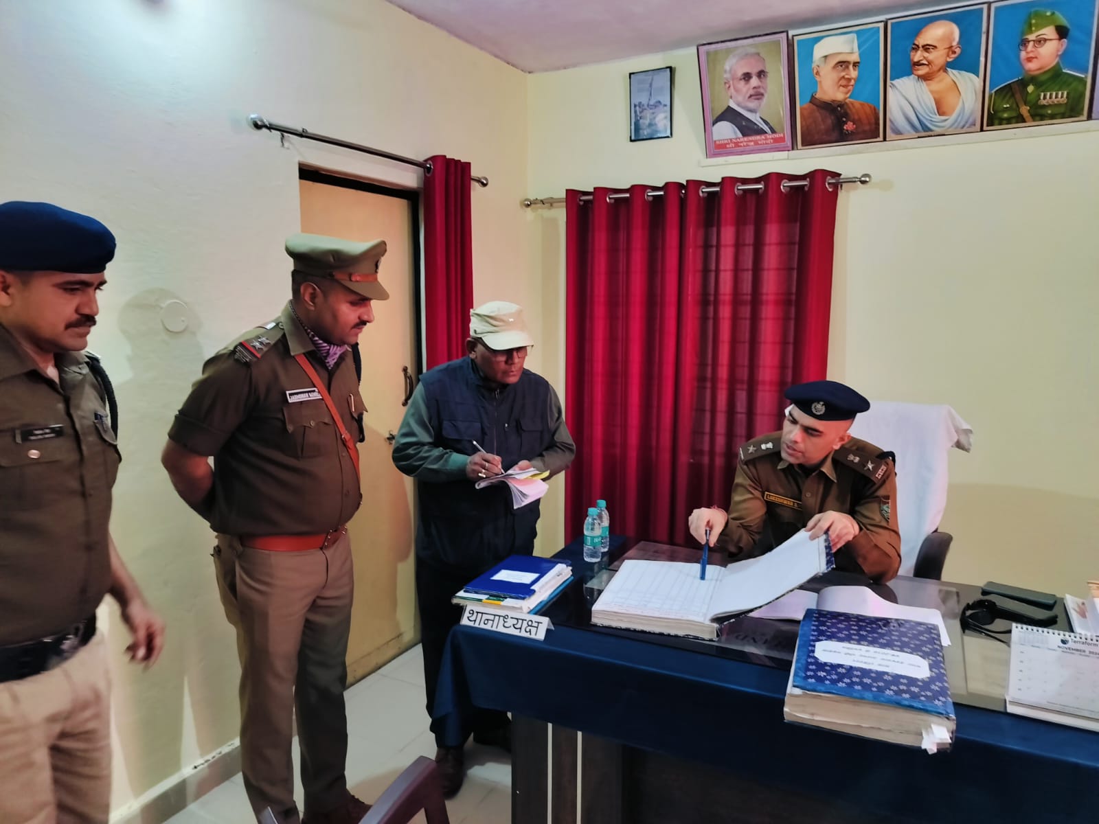 वरिष्ठ पुलिस अधीक्षक लोकेश्वर सिंह द्वारा किया गया थाना देवप्रयाग का वार्षिक निरीक्षण                                                           