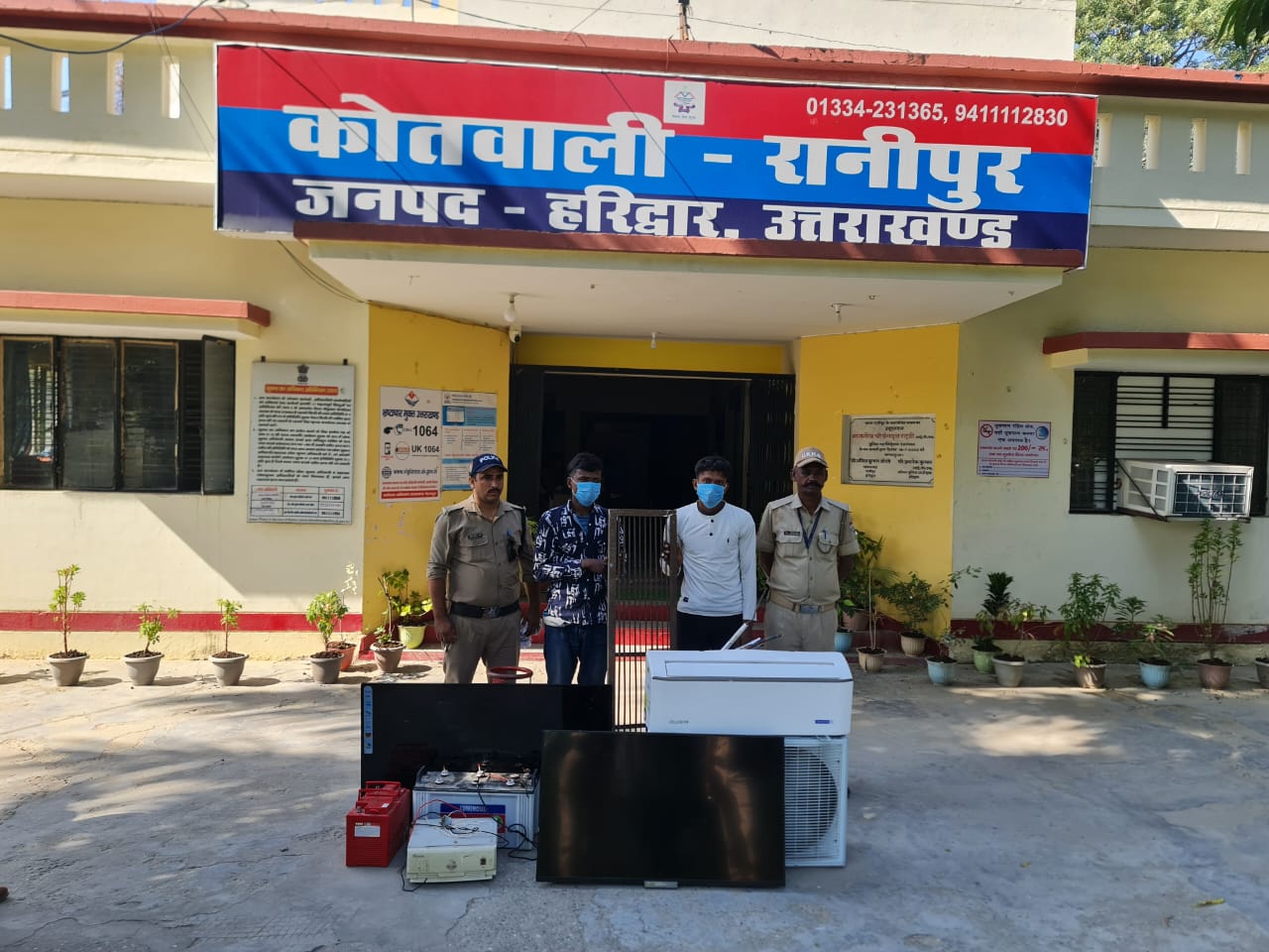 रानीपुर पुलिस ने दबोचे दो शातिर चोर