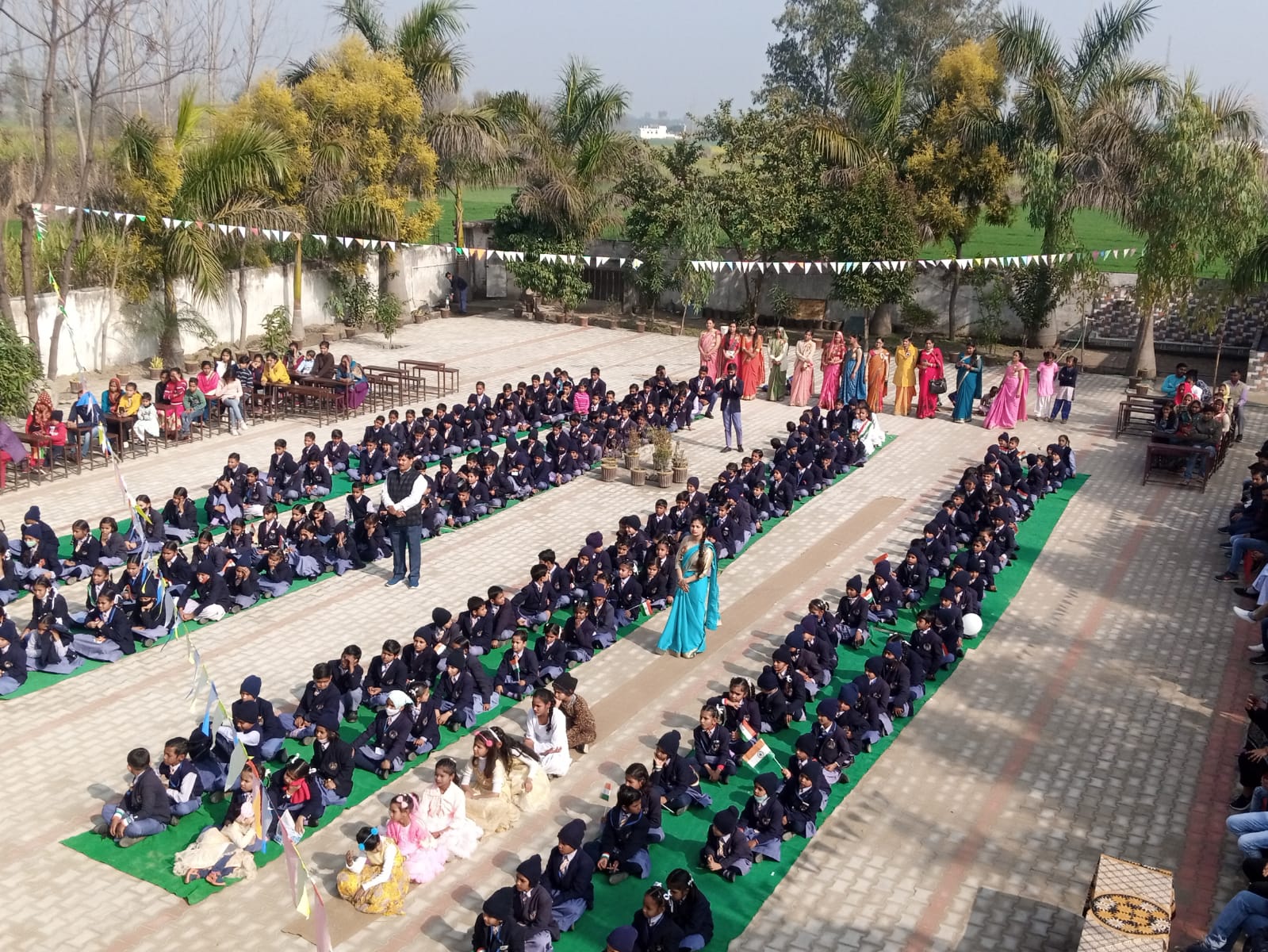 आकाश पब्लिक स्कूल शाहपुर में 74 वा गणतंत्र दिवस   हर्षोल्लास के साथ मनाया 