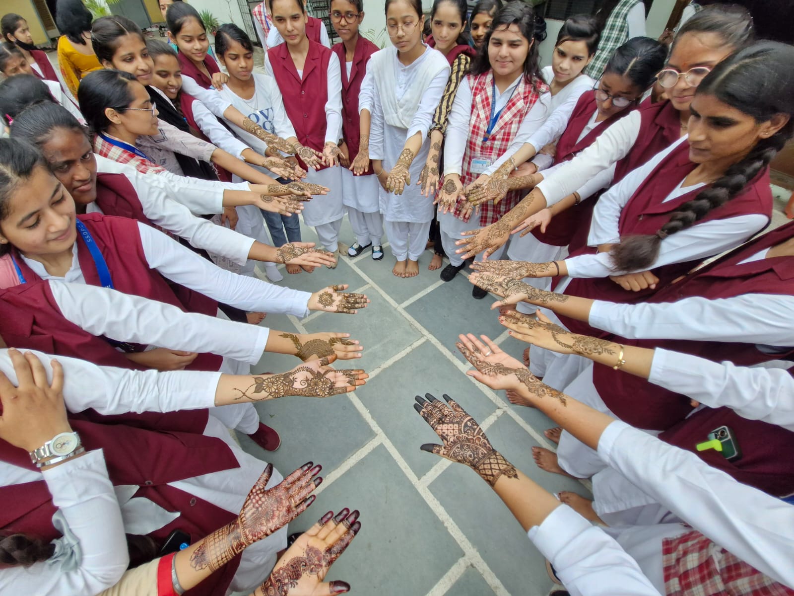 एसडी गर्ल्स पीजी कॉलेज रुड़की में हर्षोल्लास से संपन्न हुआ दीक्षारंभ कार्यक्रम