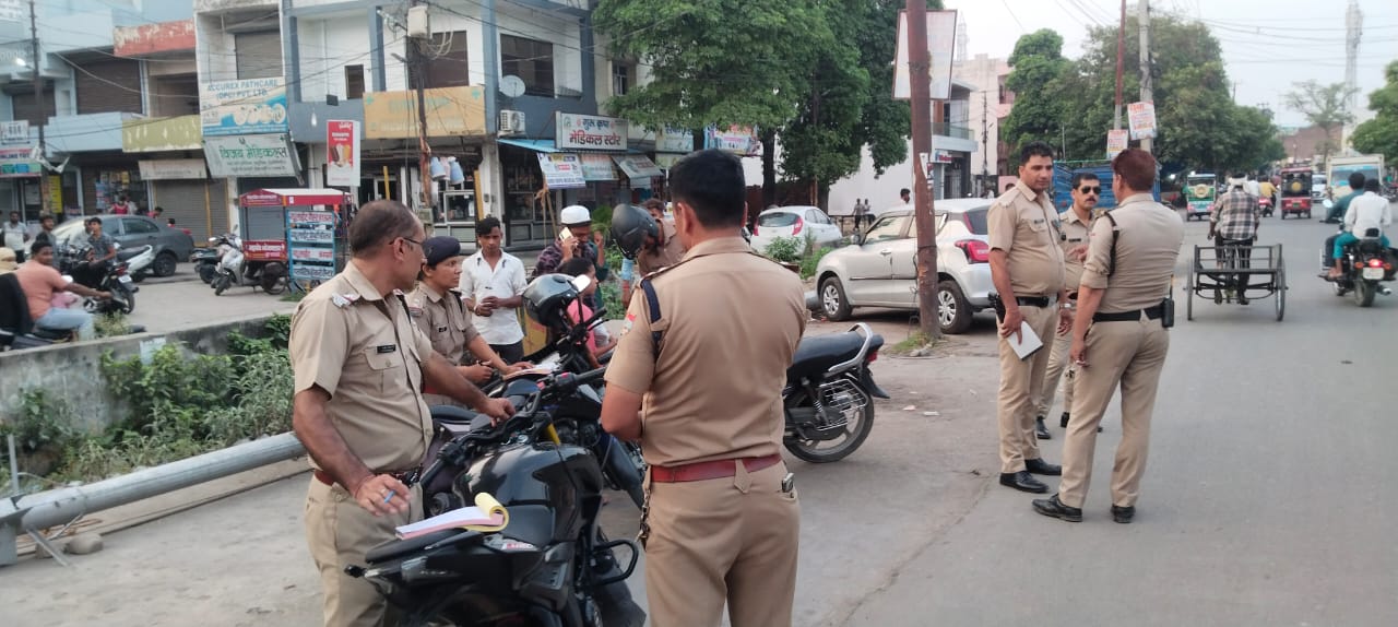 ज्वालापुर पुलिस ने चलाया अतिक्रमण विरोधी अभियान