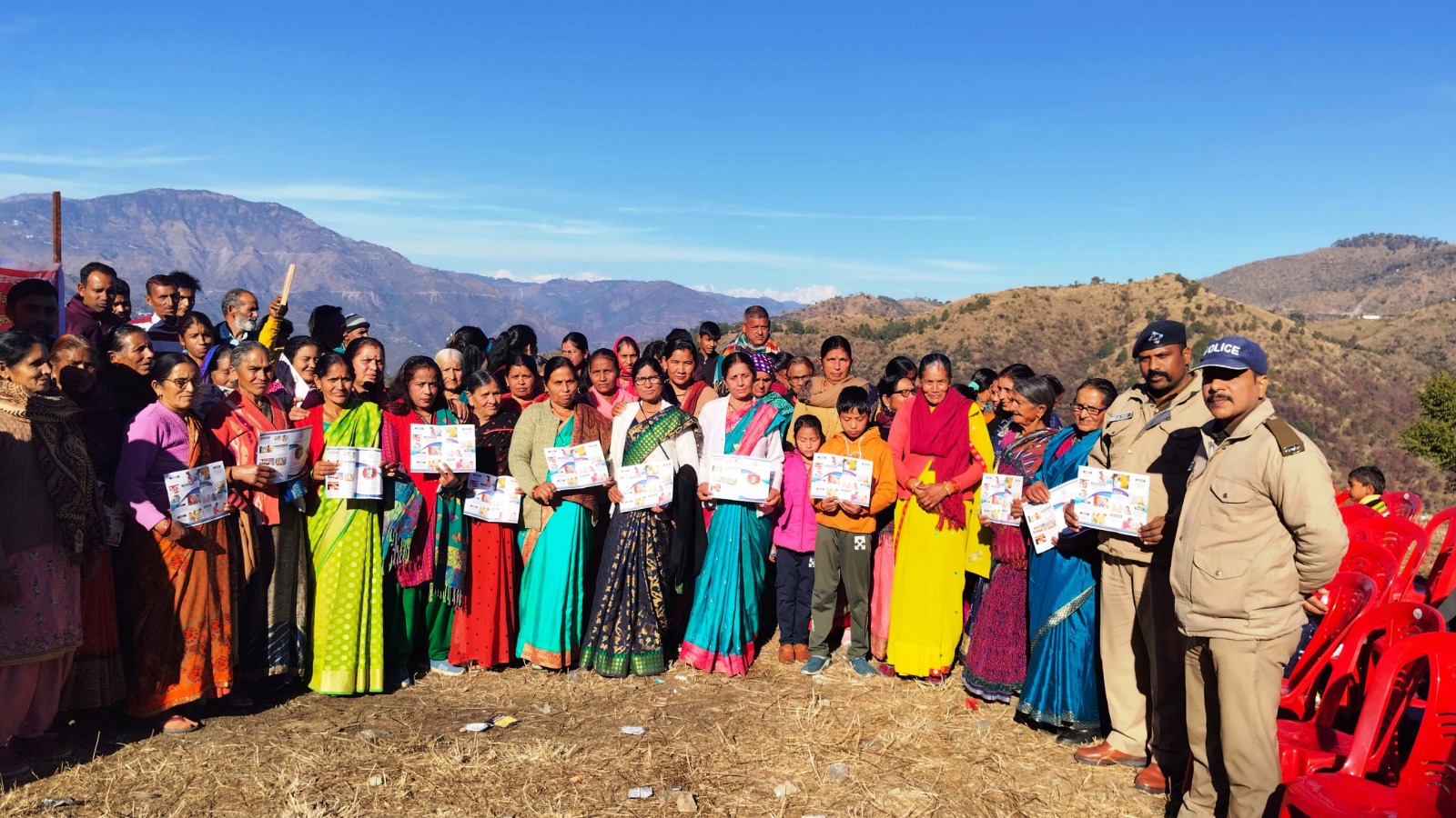 साइबर अपराधों,मानव तस्करी व नशे के दुष्प्रभावों के प्रति जागरूक होने के विषय में किया गया संवाद                                