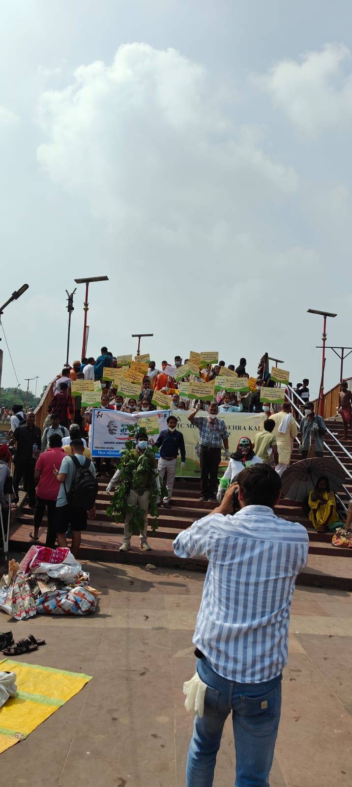 आईटीसी मिशन सुनहरा कल के तहत हर की पौड़ी पर चलाया गया स्वच्छता अभियान