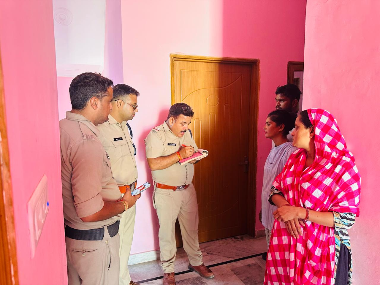 बहादराबाद पुलिस ने चलाया सत्यापन अभियान,एक लाख दस हजार रूपए के किए चालान