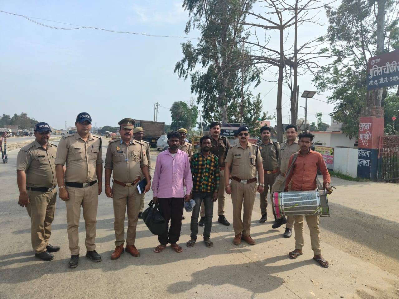 गुंडा एक्ट के दो अभियुक्तों को श्यामपुर पुलिस ने किया जिलाबदर